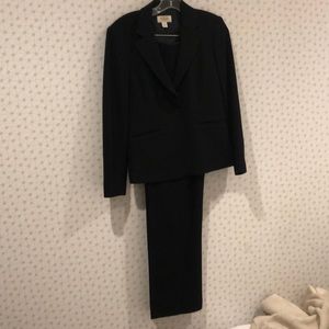 Black women’s pant suit